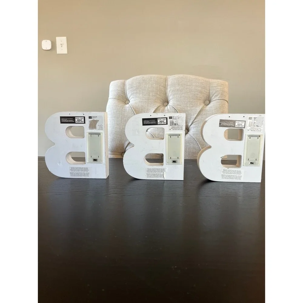 (1) Light Up Wooden Letter 